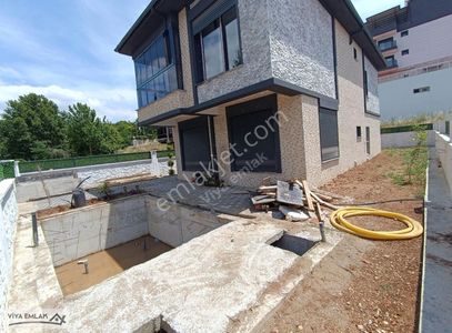 Konut-Villa