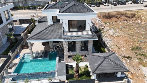 Konut-Villa