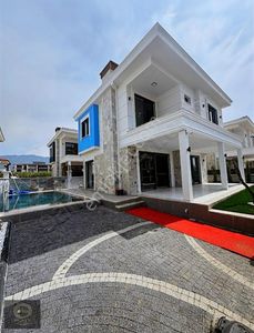 Konut-Villa