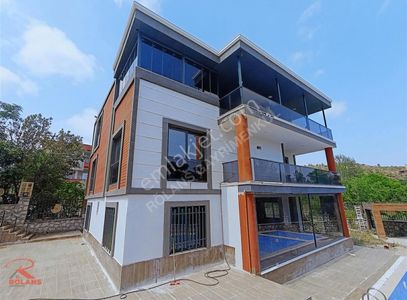 Konut-Villa