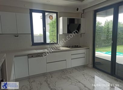 Konut-Villa
