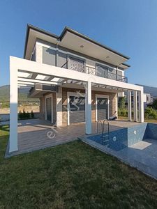 Konut-Villa