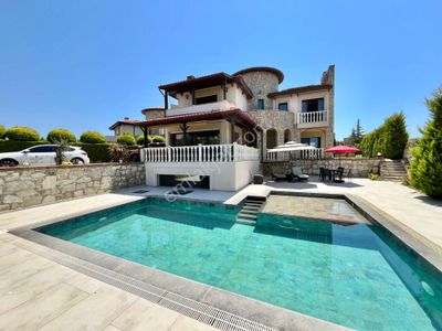 Konut-Villa