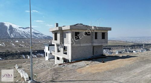 Konut-Villa