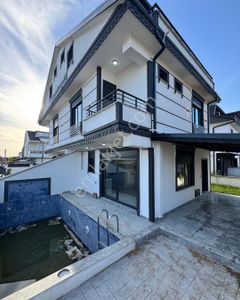 Konut-Villa