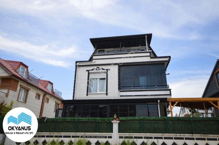 Konut-Villa