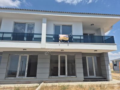 Konut-Villa