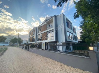 Konut-Villa