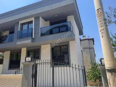 Konut-Villa