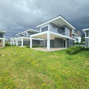 Konut-Villa