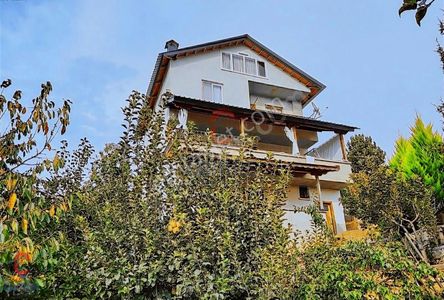Konut-Villa