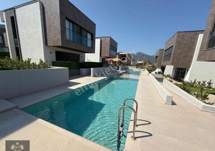 Konut-Villa