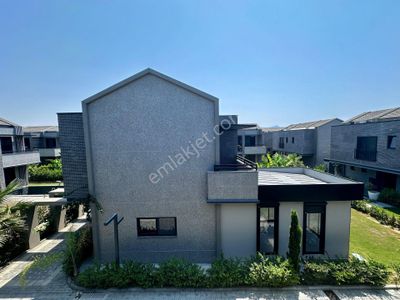 Konut-Villa
