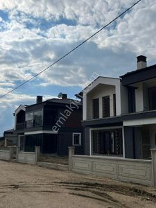 Konut-Villa
