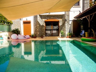 Konut-Villa