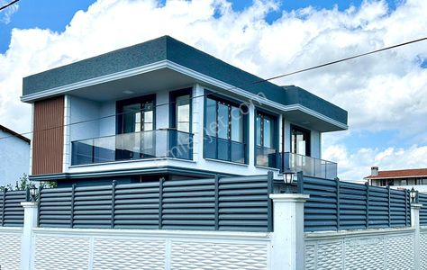 Konut-Villa