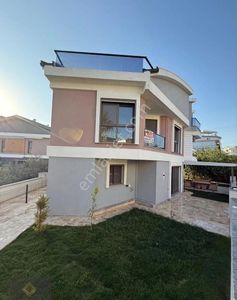 Konut-Villa