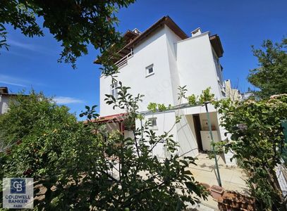 Konut-Villa