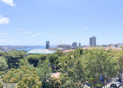 İşyeri-Apartman Dairesi