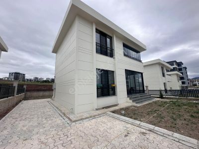 Konut-Villa