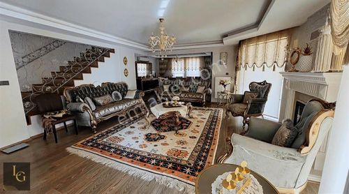 Konut-Villa