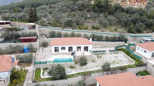 Stop’tan Fethiye Üzümlü De Kiralık Doğa Manzaralı Villa