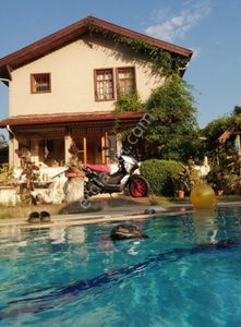 Konut-Villa