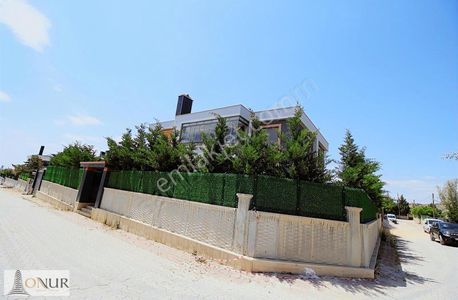 Konut-Villa