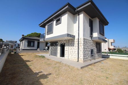 Konut-Villa