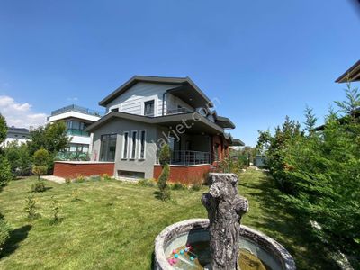 Konut-Villa