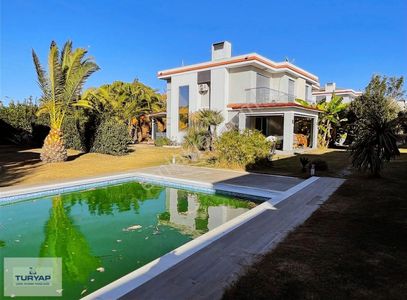 Konut-Villa