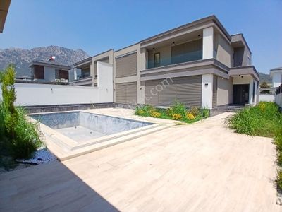Konut-Villa