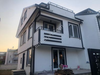 Konut-Villa