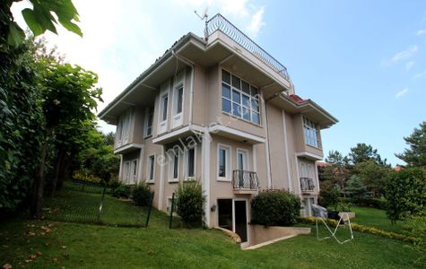 Konut-Villa