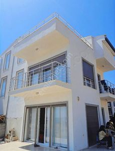 Konut-Villa