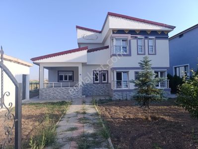 Konut-Villa