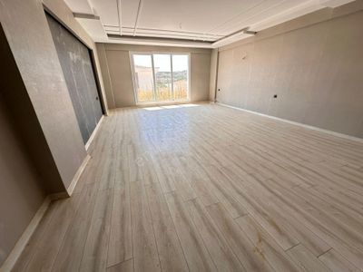 Şehir Merkezi'nde Satılık 5+2 Dubleks Villa