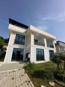 Konut-Villa