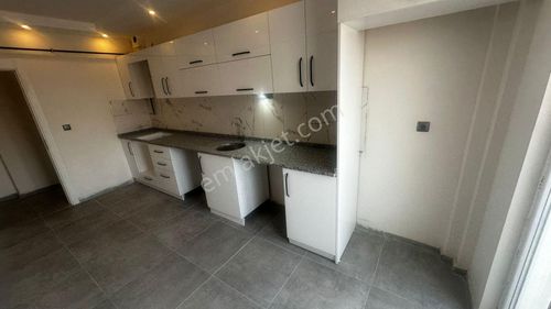 Şirintepe Mahallesinde Yayla Caddesi Yakını Satılık 2+1 Daireler