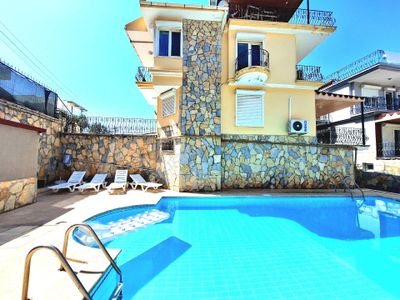 Konut-Villa