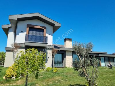 Konut-Villa