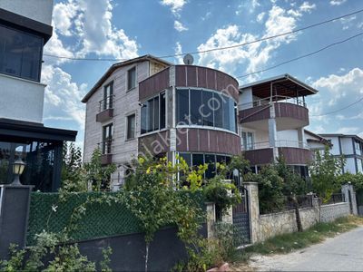 Konut-Villa