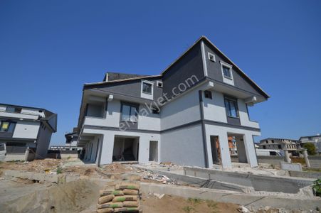 Konut-Villa