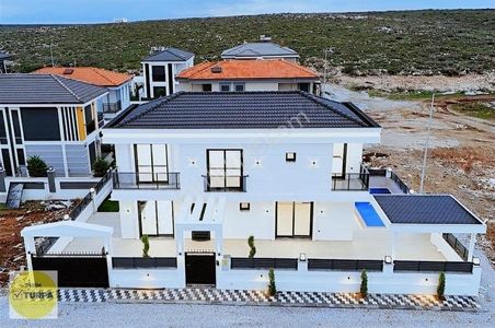 Konut-Villa