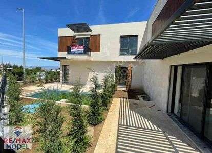 Konut-Villa