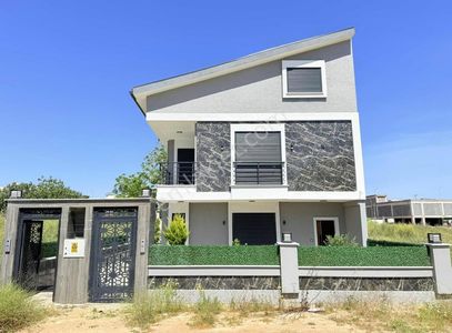 Konut-Villa