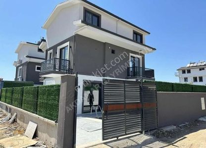 Konut-Villa