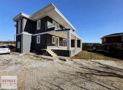 Konut-Villa