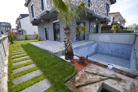 Konut-Villa