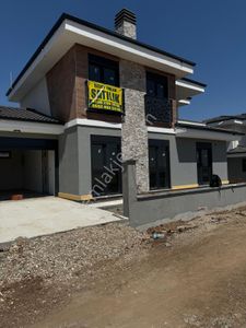 Konut-Villa